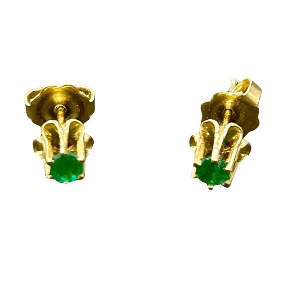 Elegant Gold and Green Stud Earrings - Picture 4 of 4